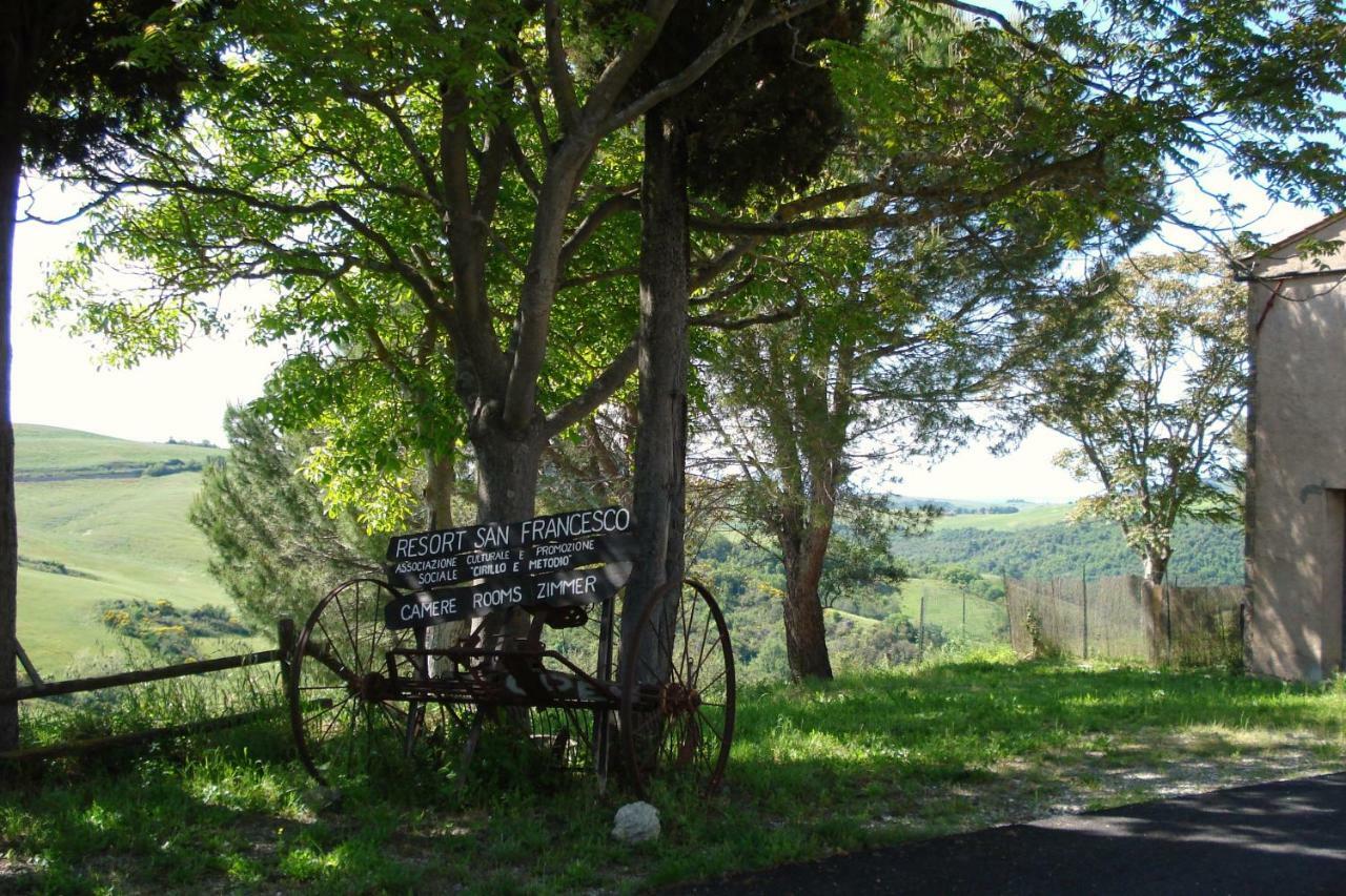 Podere San Francesco Bed and Breakfast Volterra Buitenkant foto