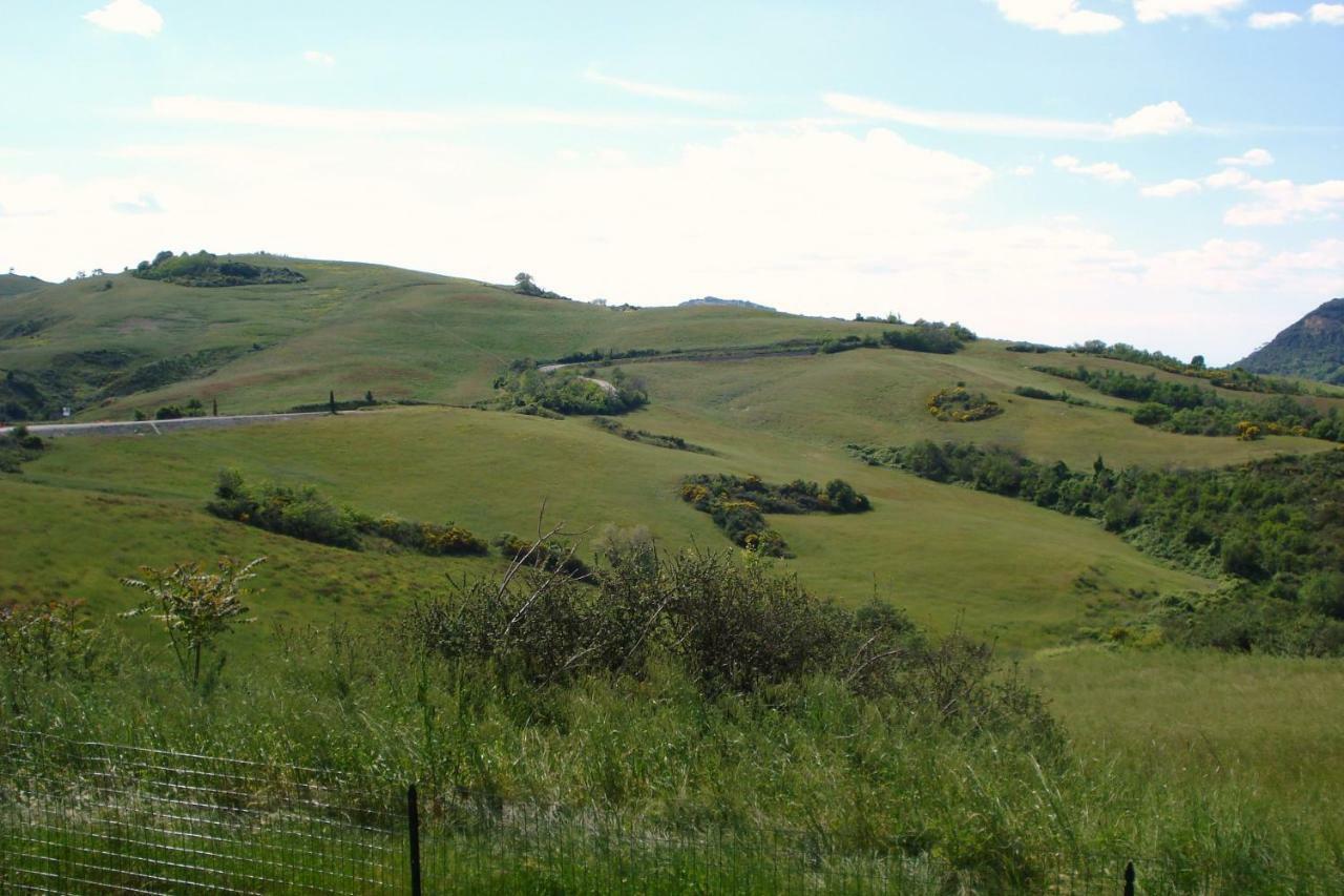 Podere San Francesco Bed and Breakfast Volterra Buitenkant foto